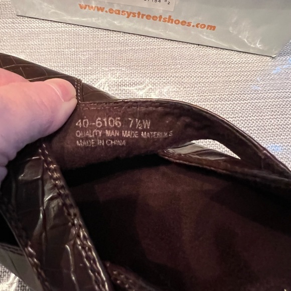 Easy Street comfort wave shoes - Sportster Brown Croc print 7.5 W (New i… - Picture 5 of 9